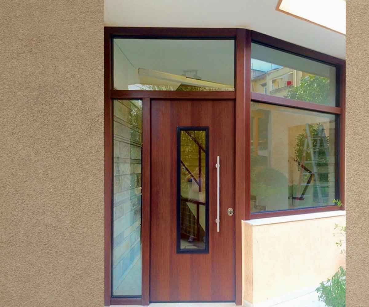 Κενρτική είσοδος - Siamo - θωρακισμένη πόρτα εισόδου με τζάμι πλαινό τζάμι | siamo.gr